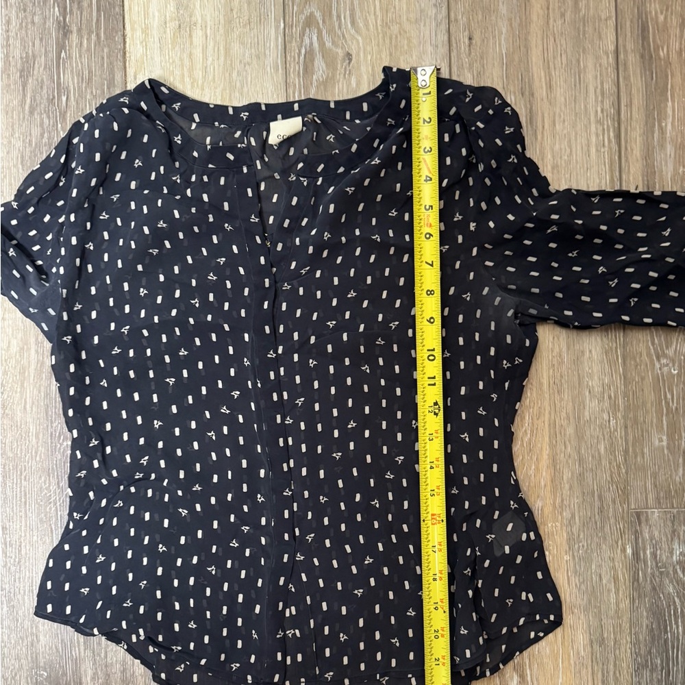 Ecru Chic Black and White Patterned 100% Silk Blouse Size M - Picture 10 of 11